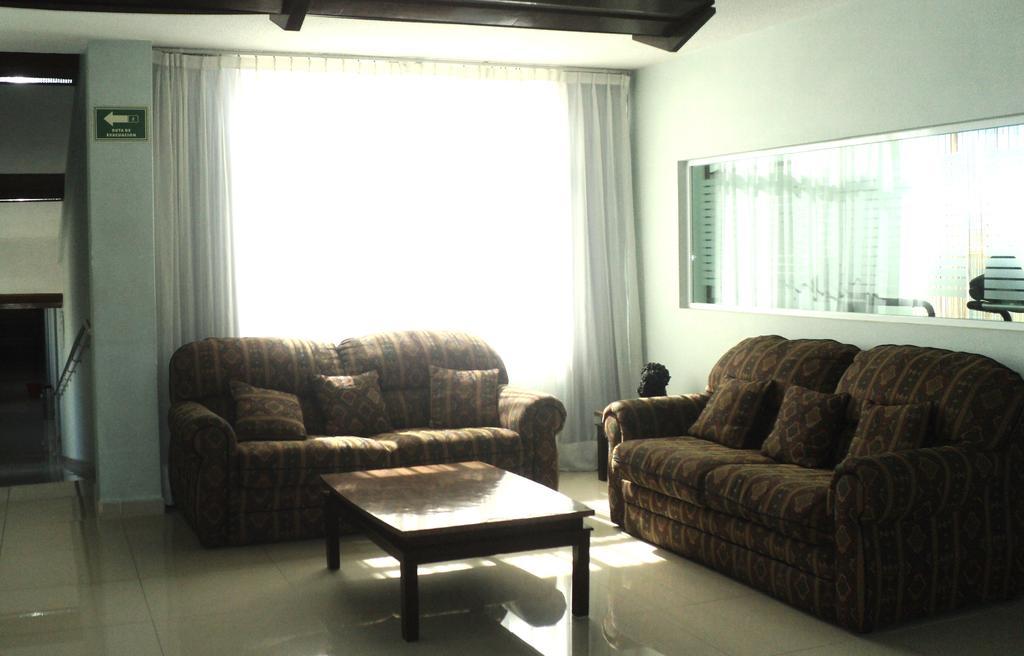 סלאיה Hotel Mary מראה חיצוני תמונה