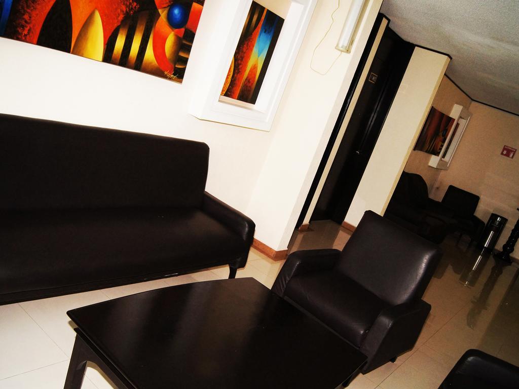 סלאיה Hotel Mary מראה חיצוני תמונה