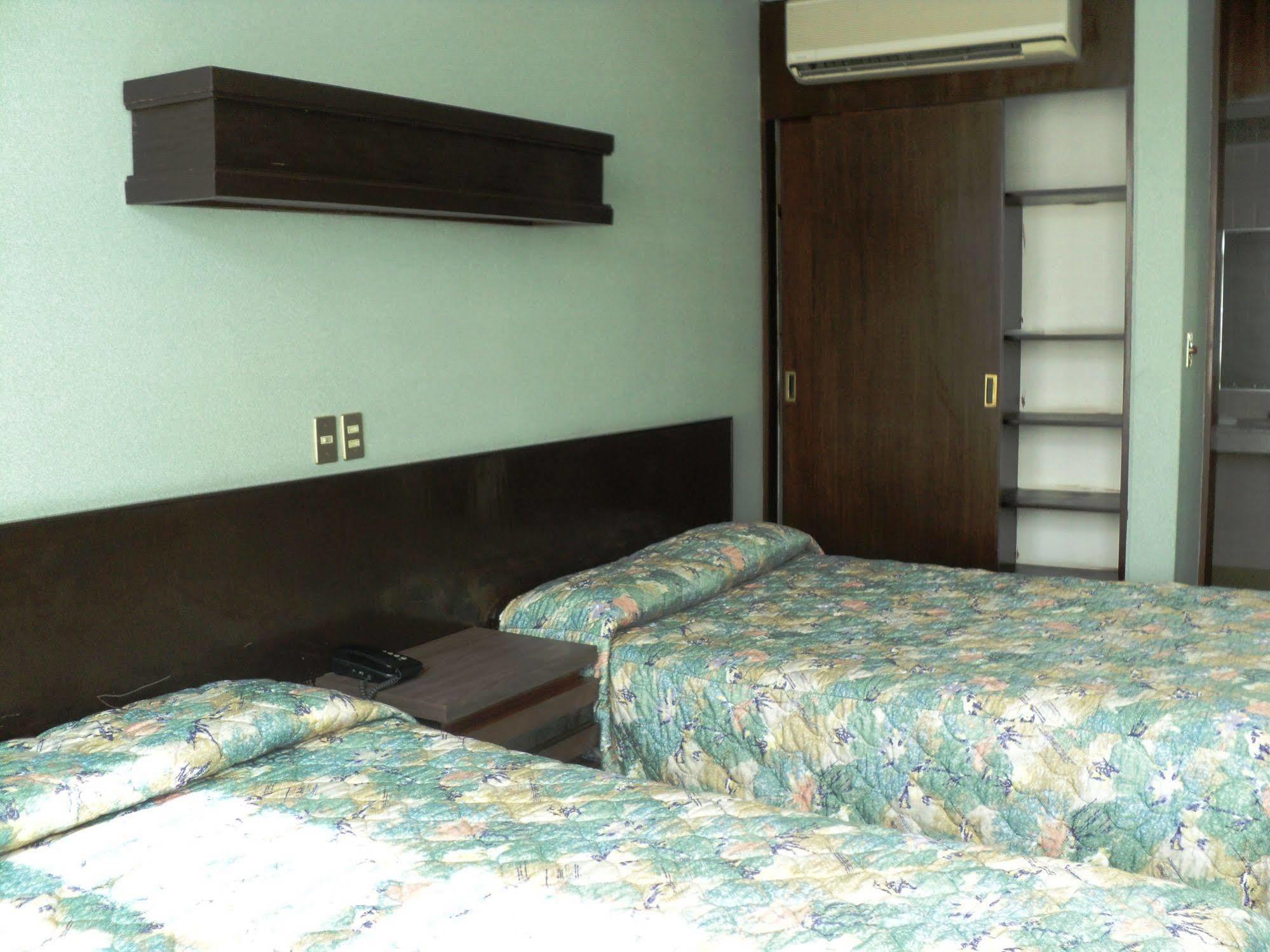 סלאיה Hotel Mary מראה חיצוני תמונה